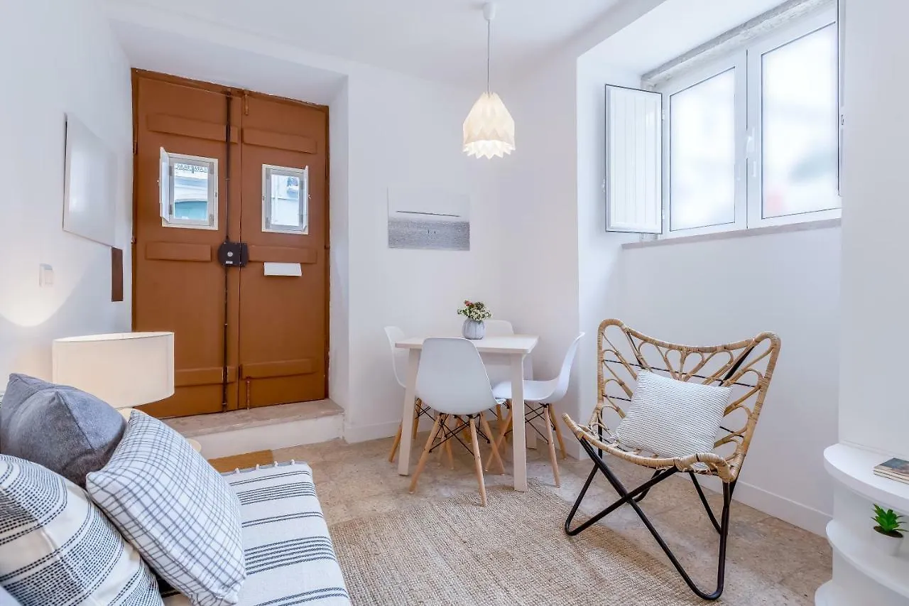 Renovated Typical Baixa Apartment, By Timecooler Lisbon Apartment
